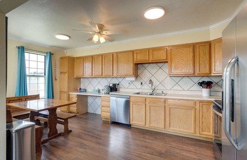 Thornton House | 11 Mi to Denver: Pet-Friendly Home in Thornton!