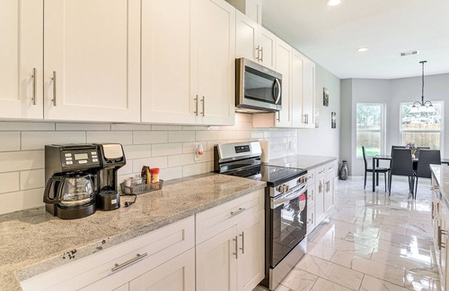 Northeast Houston House | 11 Mi to Dtwn Houston: Family Home w/Yard