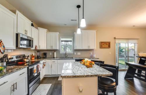 Spring Lake House | 11 Mi to Fort Bragg Family Home with Patio!