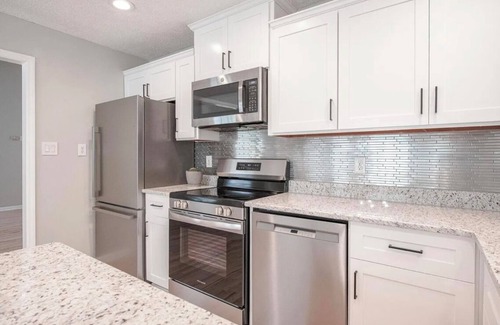 Bath House | 11 miles from Augusta National! nCharming 2-bedroom house in North Augusta