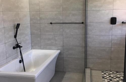 Beacon Bay House | 11 On Grace