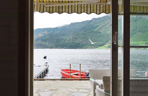 Suldal House | 11 person holiday home in hebnes