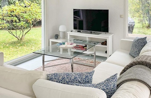 Finnholmen House | 11 person holiday home in BLIDÖ