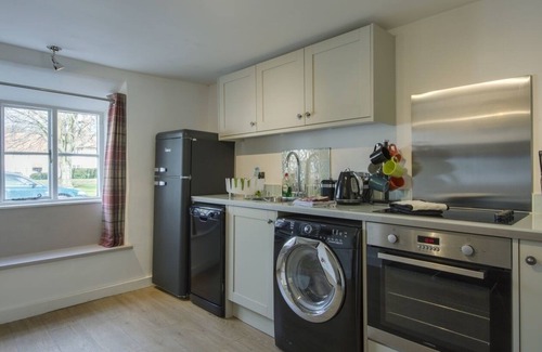 Otterton Cottage | 11 THE GREEN, pet friendly, with open fire in Otterton