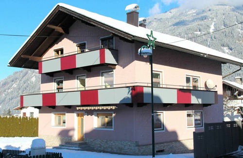 Ried im Zillertal Apartment | 110 m² Apartment ∙ 3 bedrooms ∙ 6 guests
