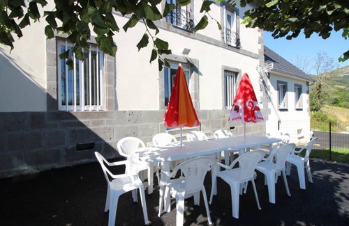 Murat-le-Quaire Apartment | 110 m² Apartment ∙ 3 bedrooms ∙ 7 guests