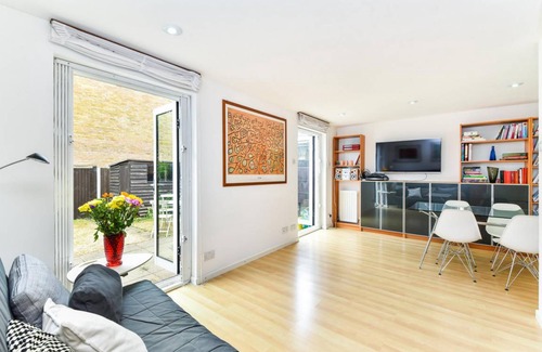 Rotherhithe Apartment | 110 m² Apartment ∙ 4 bedrooms ∙ 8 guests