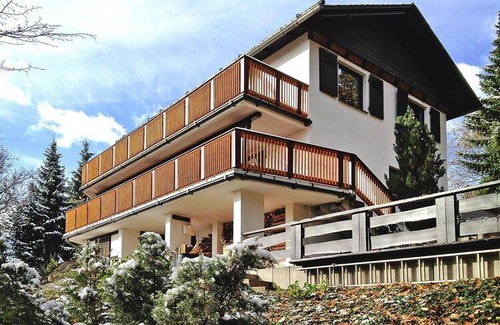 Hatzfeld House | 110 m² House ∙ 2 bedrooms ∙ 4 guests