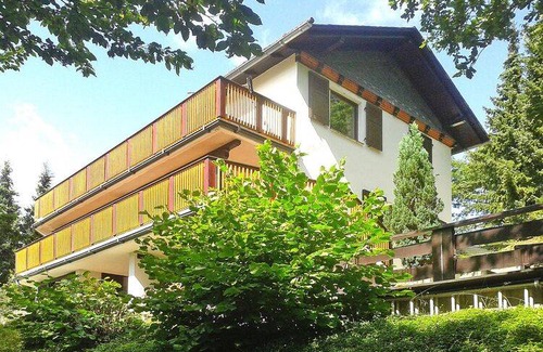 Hatzfeld House | 110 m² House ∙ 2 bedrooms ∙ 4 guests