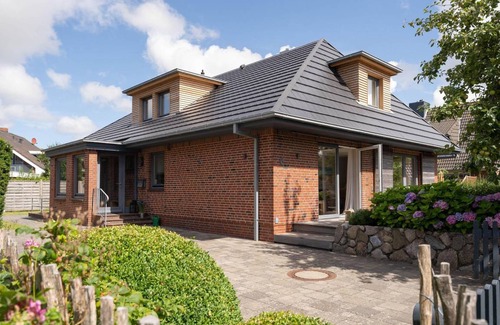 Nieblum House | 110 m² House ∙ 3 bedrooms ∙ 5 guests