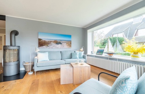 Nieblum House | 110 m² House ∙ 3 bedrooms ∙ 5 guests