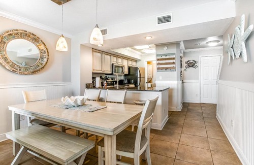 Amelia City Apartment | 110 Sailmaker
