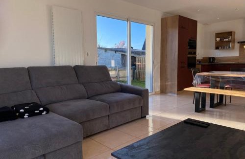 Planguenoual Villa | 1100-Maison au cœur du village de Planguenoual.