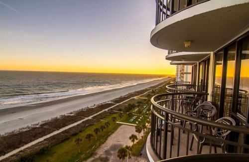Myrtle Beach Condo | 1101 Oceanfront End Unit Myrtle Beach HVAC UV SNAITIZER Lots of light and incredible views!