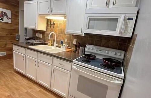 Dubuque Apartment | 1103#201 /Harvest & Heritage: Dubuque Getaway