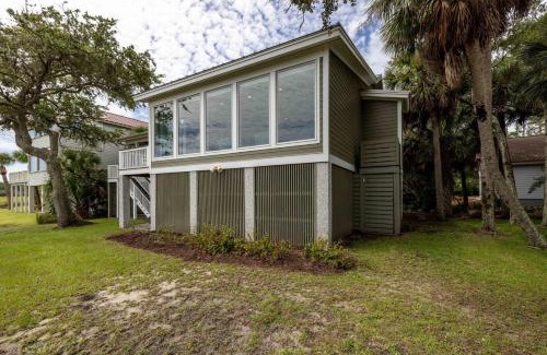 Saint Helena Island House | 111 Cardinal Crest - Resort Access & Golf Cart Included!