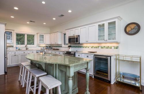 Saint Helena Island House | 111 Cardinal Crest - Resort Access & Golf Cart Included!