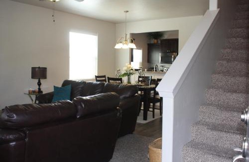 West Valley House | 11203 Arch