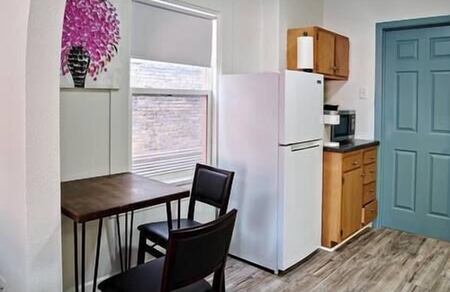 Dubuque Apartment | 1129#2/Farmers Market Gem: Steps from Ballroom