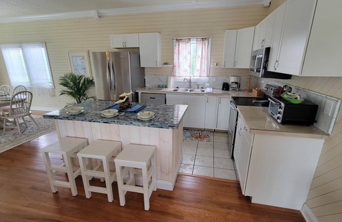 Tuckahoe House | 114 Sandbar, Oceanside, Pool, Private Beach Access