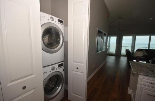 Englewood House | 1144 Turtle Nest