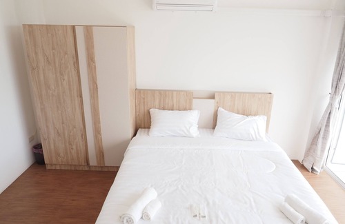Nakhon Chai Si Hotel | 115 Townhouse