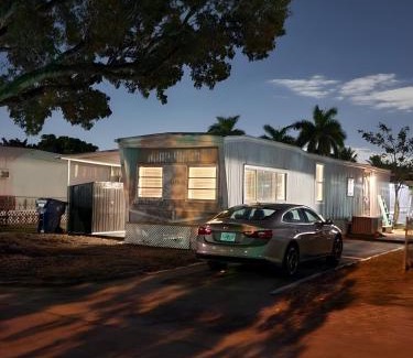 Tamiami Apartment | 1161 Studio 2 Main Miami