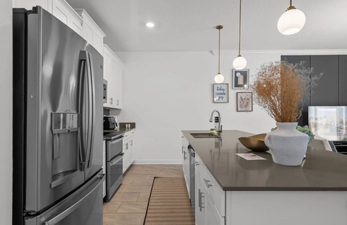 Four Corners House | 1180 Home w/Private Pool & Disney/Marvel Themes