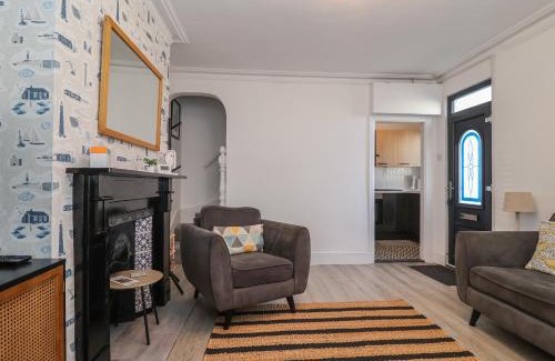 Felixstowe House | 11a Manning Road