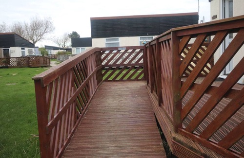 Earnley Ski Chalet | 11B Medmerry Park 2 Bedroom Chalet