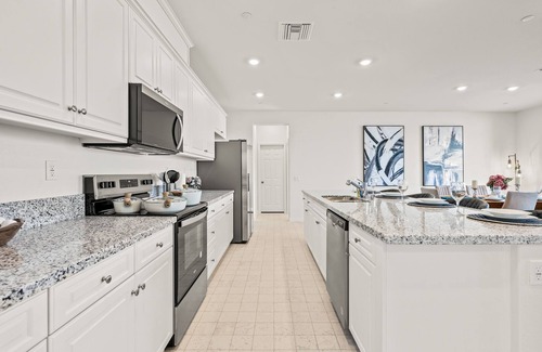 Riverside House | 11Beds/New/6BD/4BD/Spacious