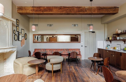 Bourgogne Hotel | 12-bedroom hotel with breakfast located in the city center