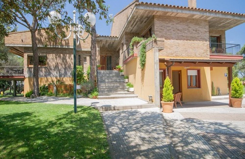 Cassa de la Selva Villa | 12 bedrooms Mansion|Tennis court & Large Pool |Games room, BBQ, near Beaches.