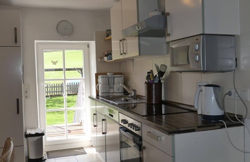 Neuheilenbach Apartment | 12-bett-ferienhaus Dusche,bad/wc, 6 Schlafz. - WE - Ferienhof Weber & Jakobi