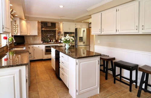 Bowman House | 12 BR/13.5 BA Inn w/Views of White Mountains & Heated Pool