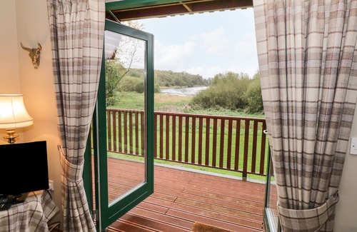 Belturbet Cabin | 12 CORNADARRAGH, pet friendly in Belturbet, County Cavan