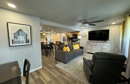 Sedona Condo | 12 Creekside Retreat 1 Bedroom Condo by RedAwning