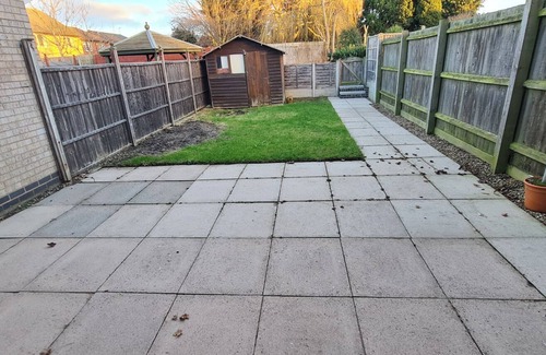 Leicester Cottage | 12 GORSE LANE, family friendly, with a garden in Syston