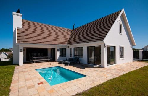 Saint Francis Bay House | 12 Leisel Lane