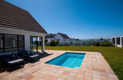 Saint Francis Bay House | 12 Leisel Lane