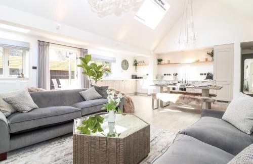 Kingham House | 12 Manor Farm Close