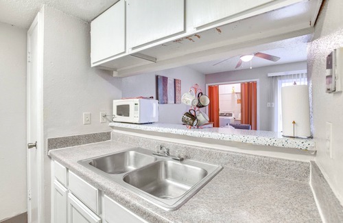 Harvey Apartment | 12 Mi to French Quarter! Apt Near Parks & Dining