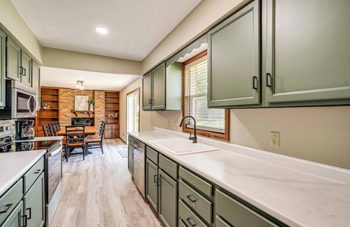Hemlock House | 12 Mi to Mississinewa Lake: Peaceful Retreat