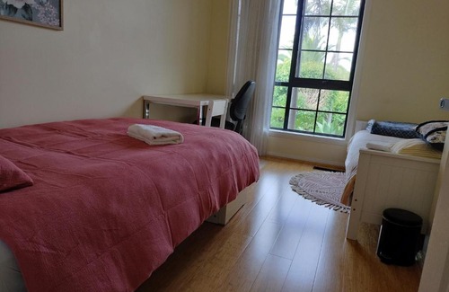 Keilor Downs House | 12 mins to Mel Airport-Good Wood House