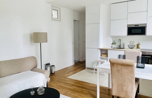 Enghien-les-Bains Apartment | 12 minutes from Stade de France/15 minutes from Paris Gare du Nord