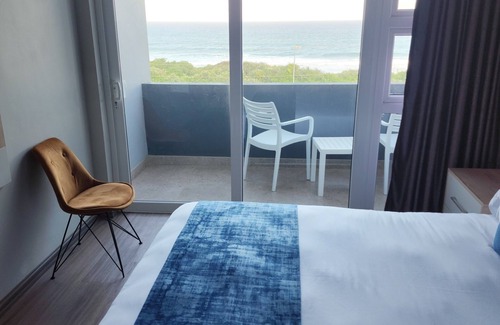Warner Beach Hotel | 12 Oceans Hotel and Conference Centre