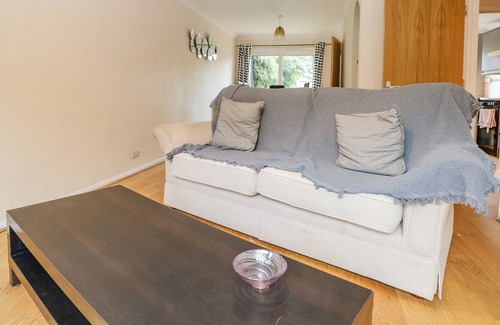 Thame Cottage | 12 PARKERS HILL, pet friendly, character holiday cottage in Thame