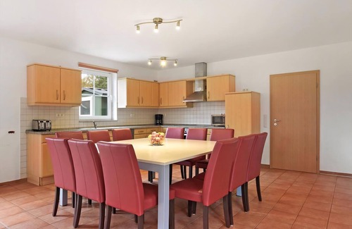 Dwergte House | 12-person bungalow in the holiday park Landal Dwergter Sand