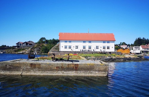 Bomlo House | 12 person holiday home in bremnes-By Traum