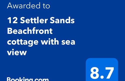 Port Alfred Apartment | 12 Settler Sands Beachfront cottage with sea view